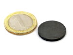 Феритен магнит  D20xH2 mm