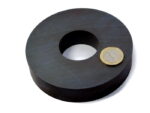 Феритен магнит D115xd43xH23 mm