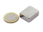 Неодимов магнит A25xB20xC10 mm